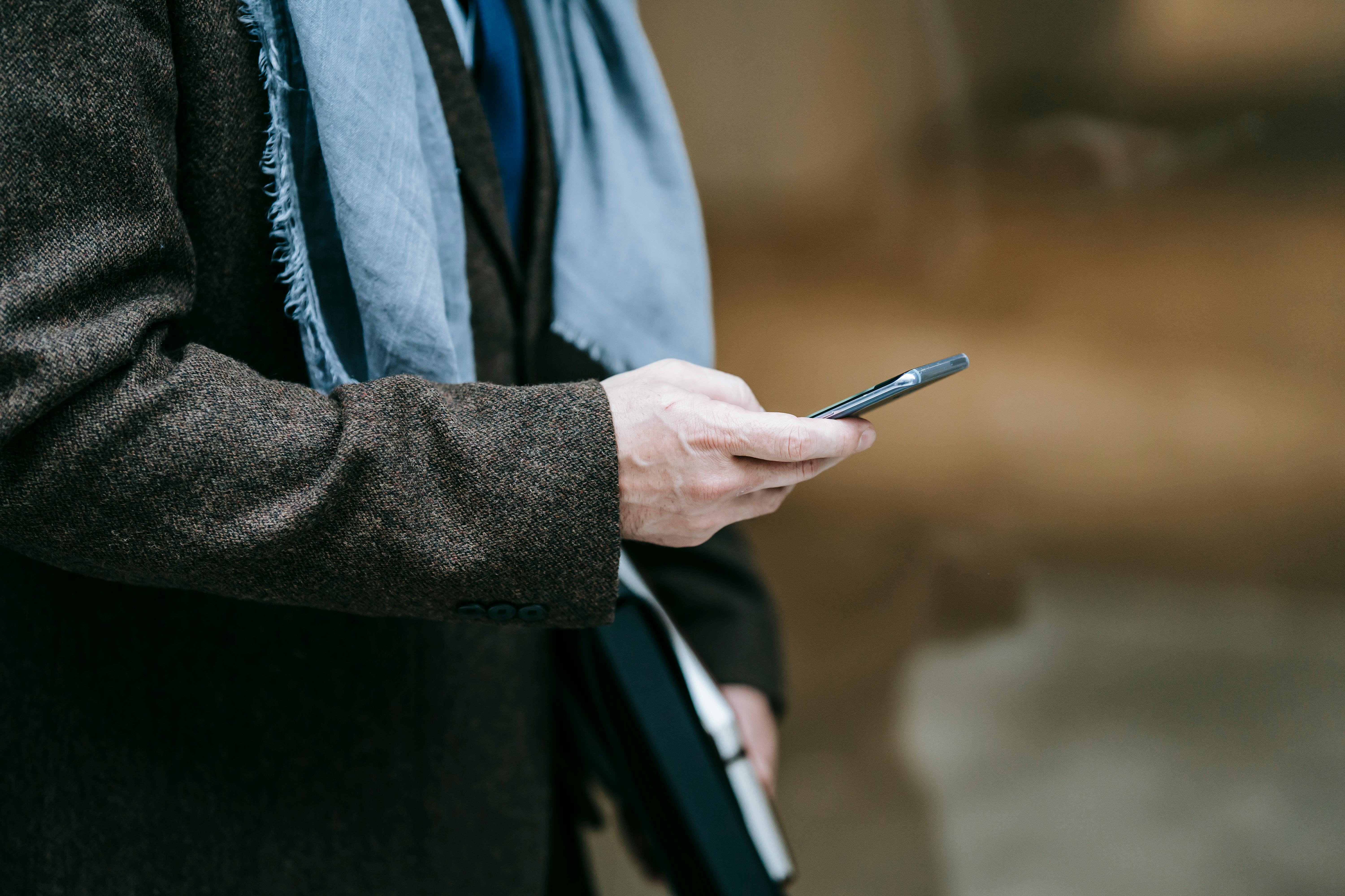 Crypto Access Drives Europeans To Consider Leaving Their Banks: Survey