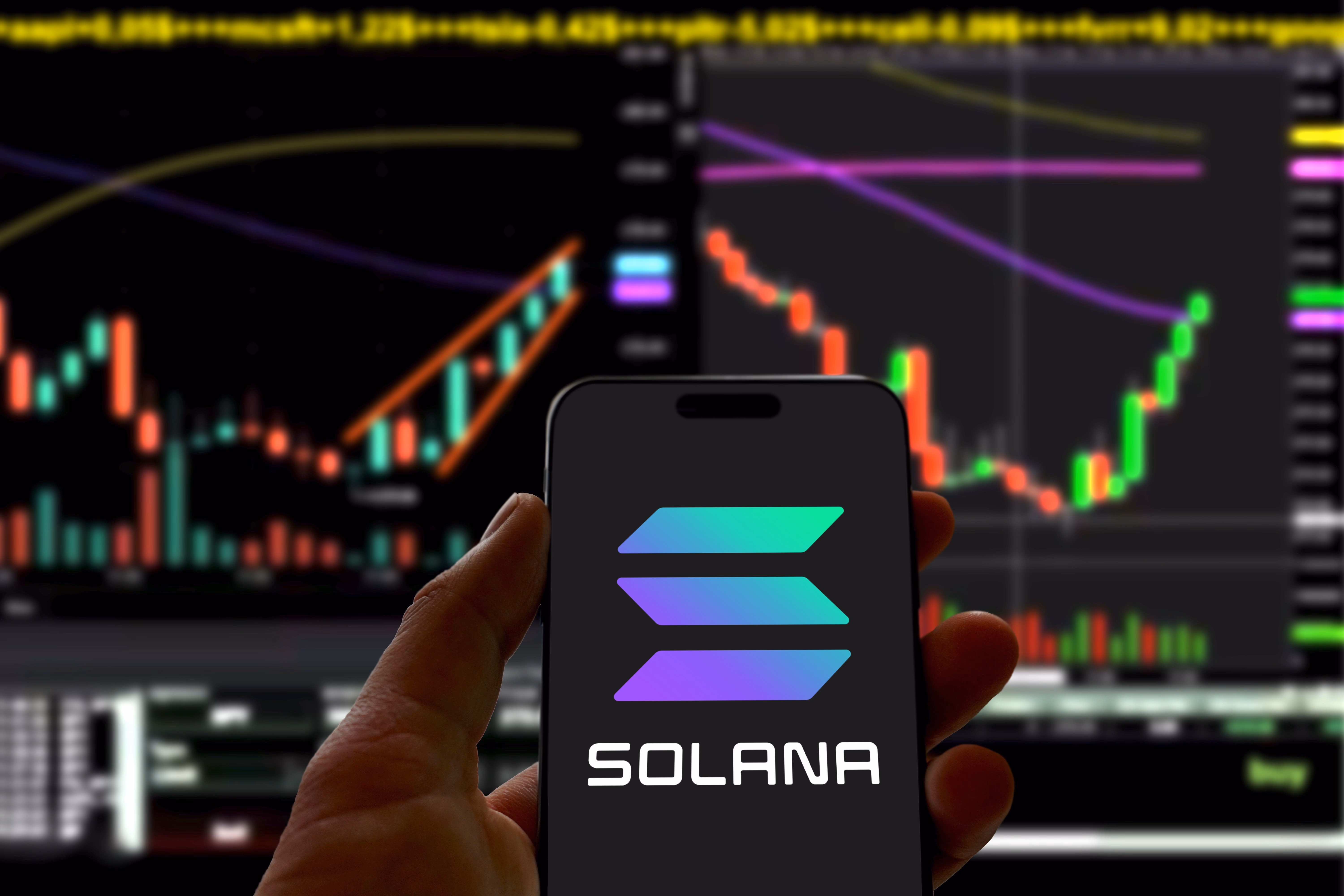 This Finance CEO Picks Solana Instead Of Bitcoin — Here’s Why