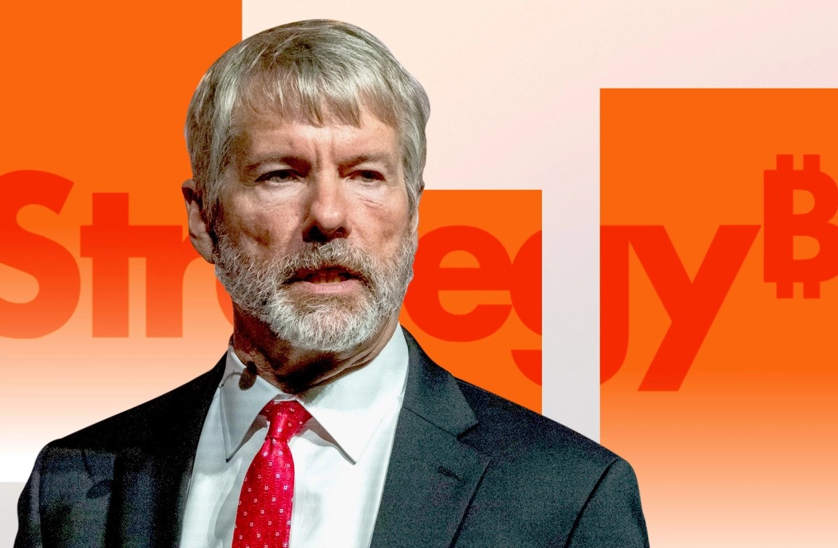 Saylor Breaks ‘Never Sell’ Narrative With Shock Bitcoin Exit Remark
